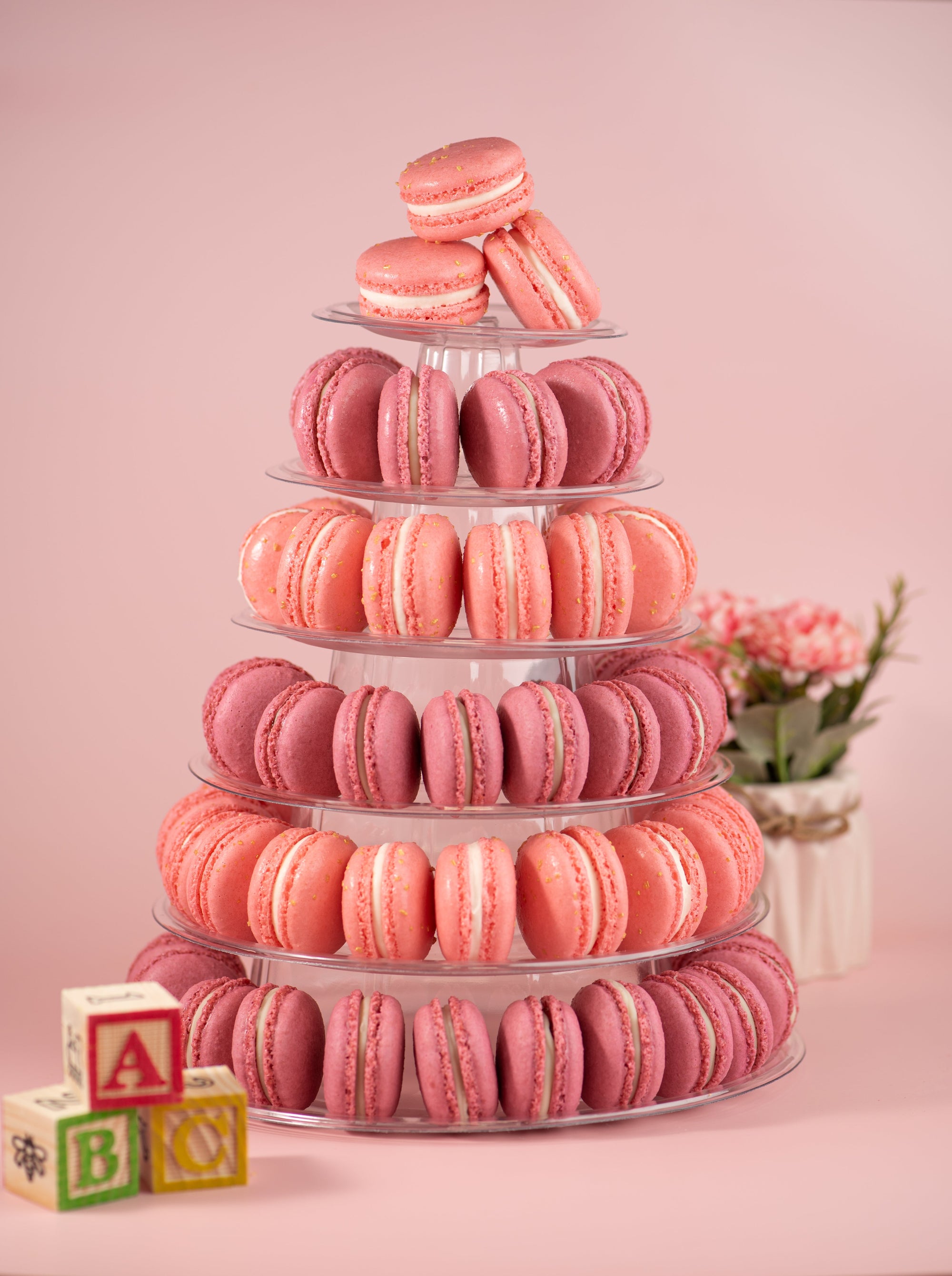 Why Macarooz Macarons Are the Perfect Treat for Weddings, Corporate Gifting, and Special Events