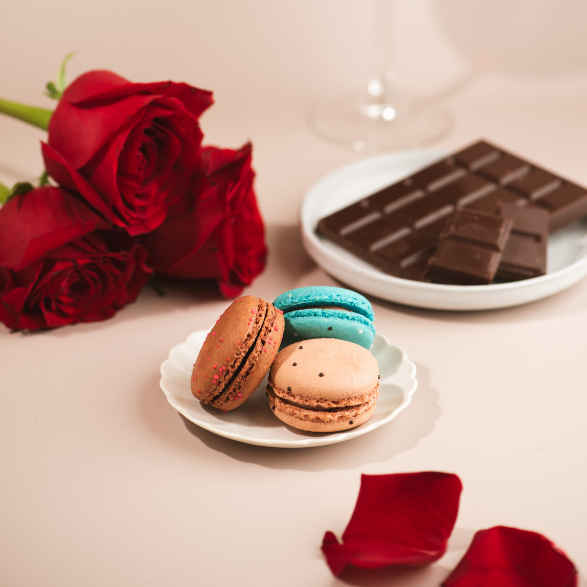 Chocolate Lover&#39;s Macaron Collection