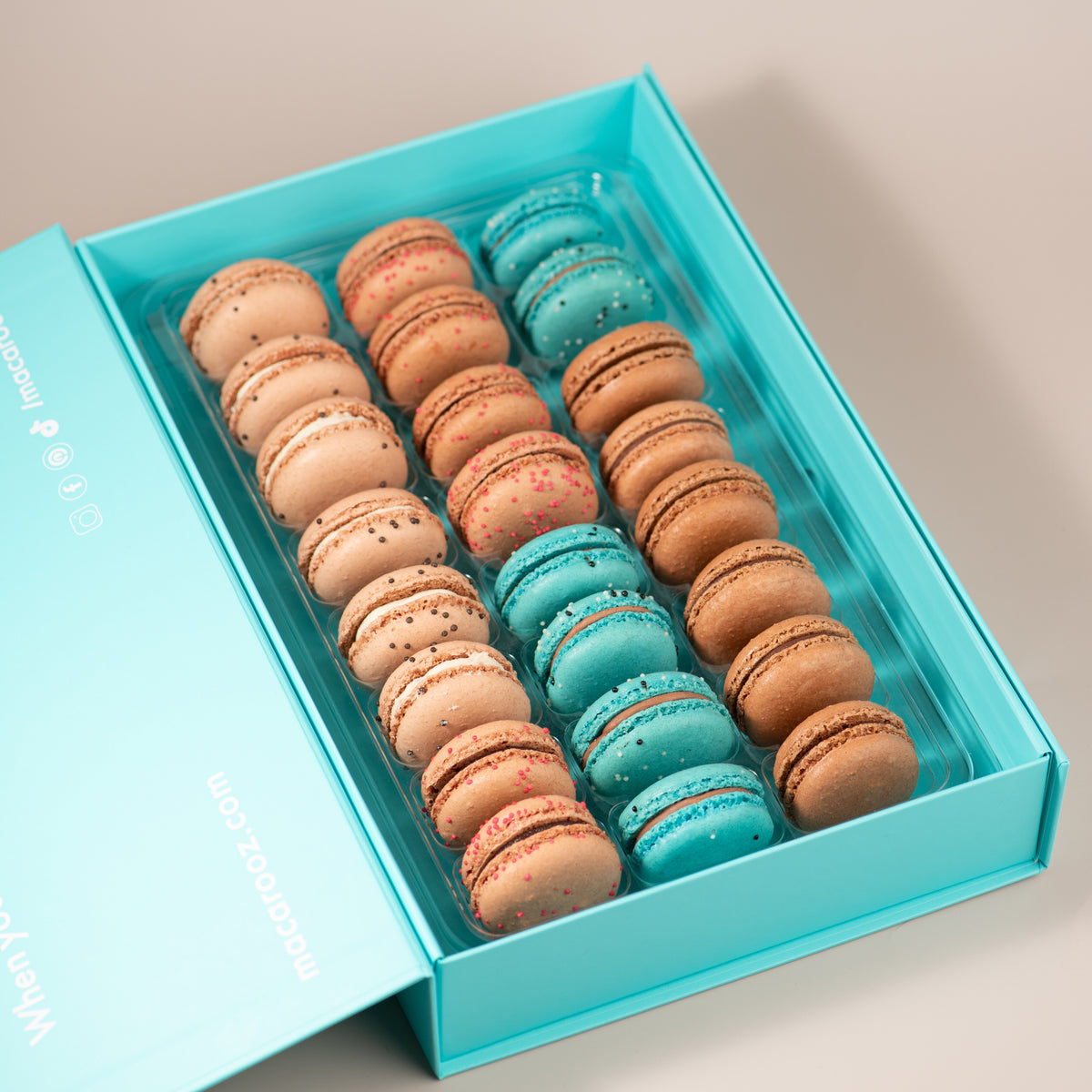 Chocolate Lover&#39;s Macaron Collection